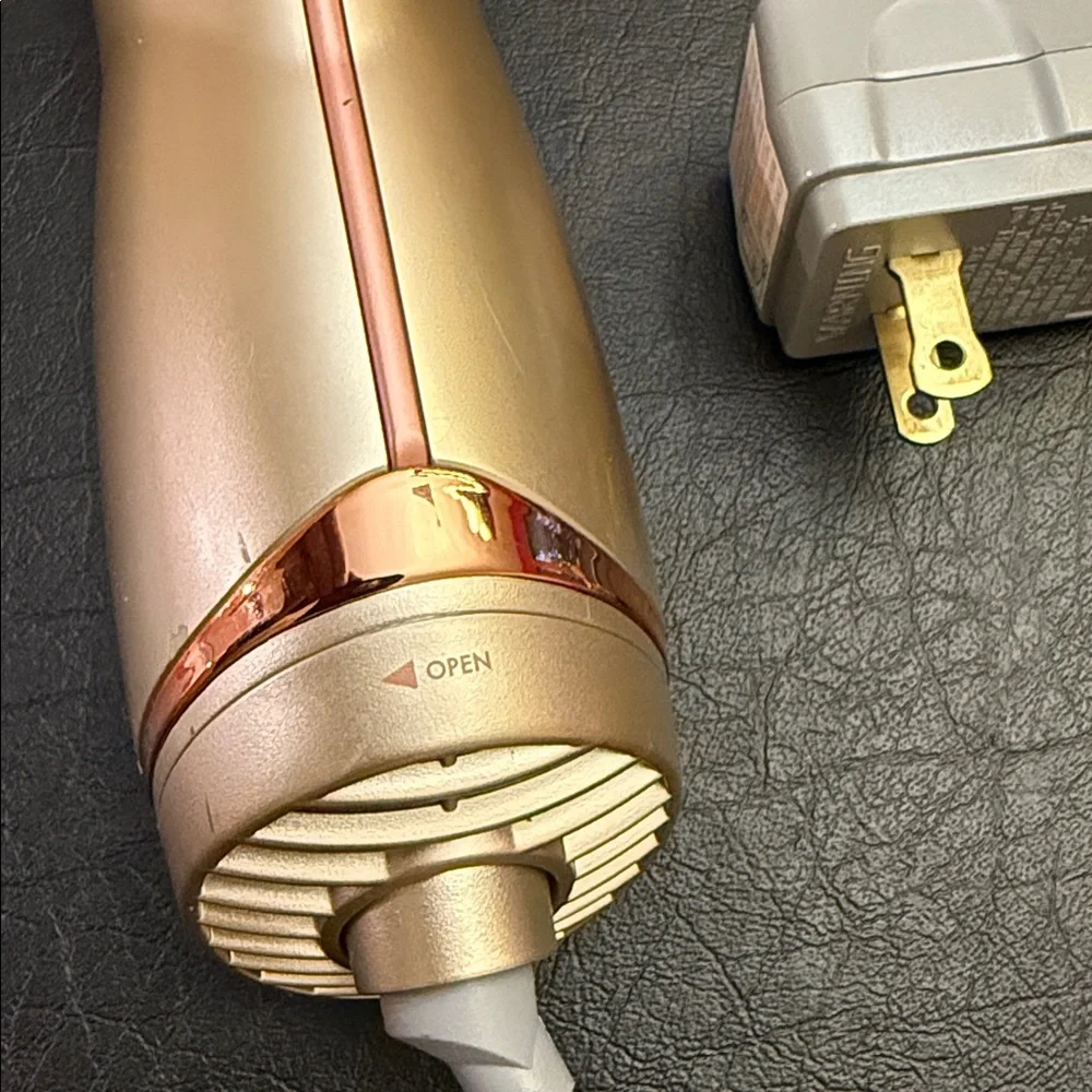 Infiniti Pro Gold Hair Styling Brush